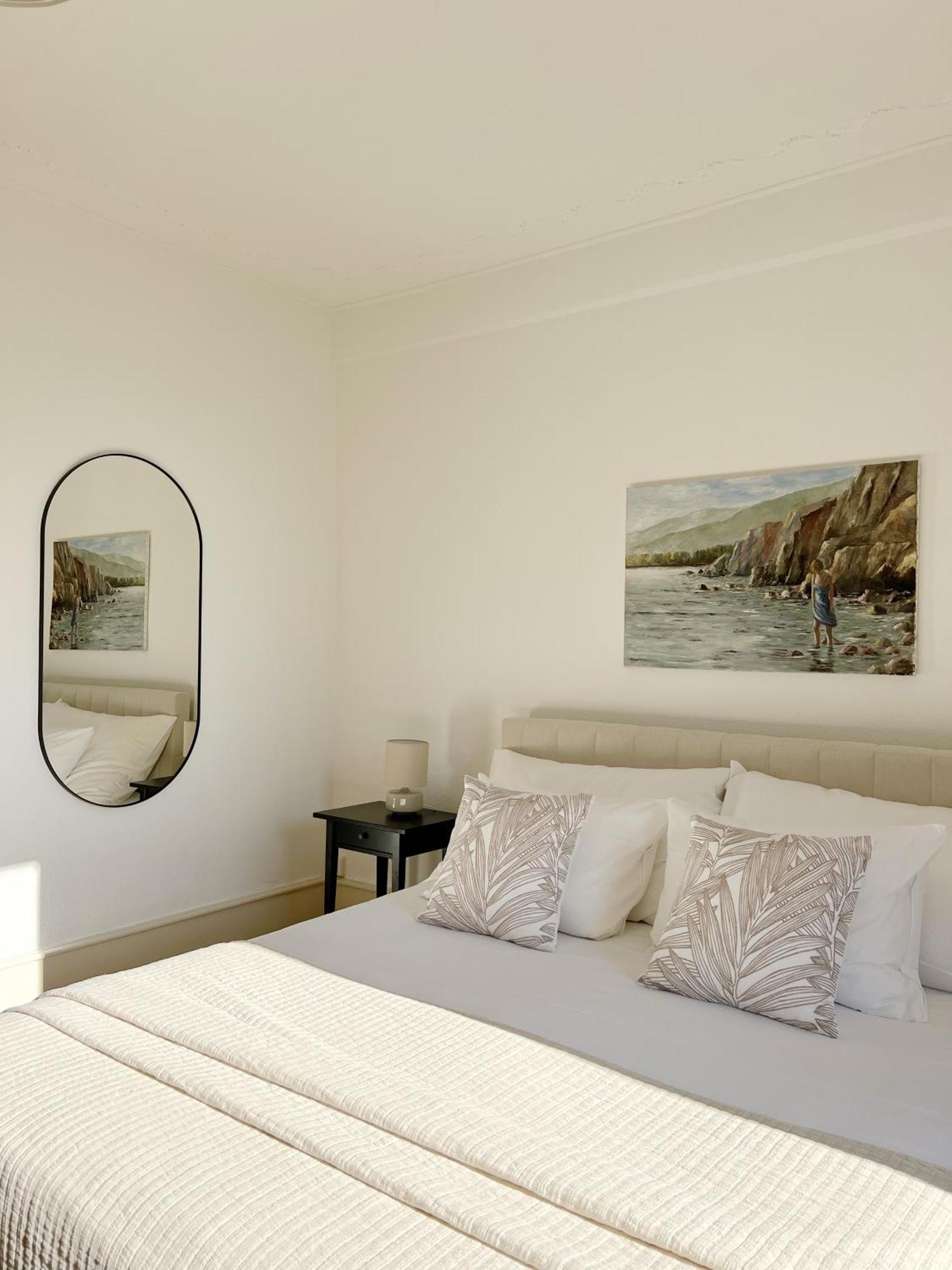 Montreux Riviera Suite Waterfront 3 Bedrooms Private Parking 외부 사진